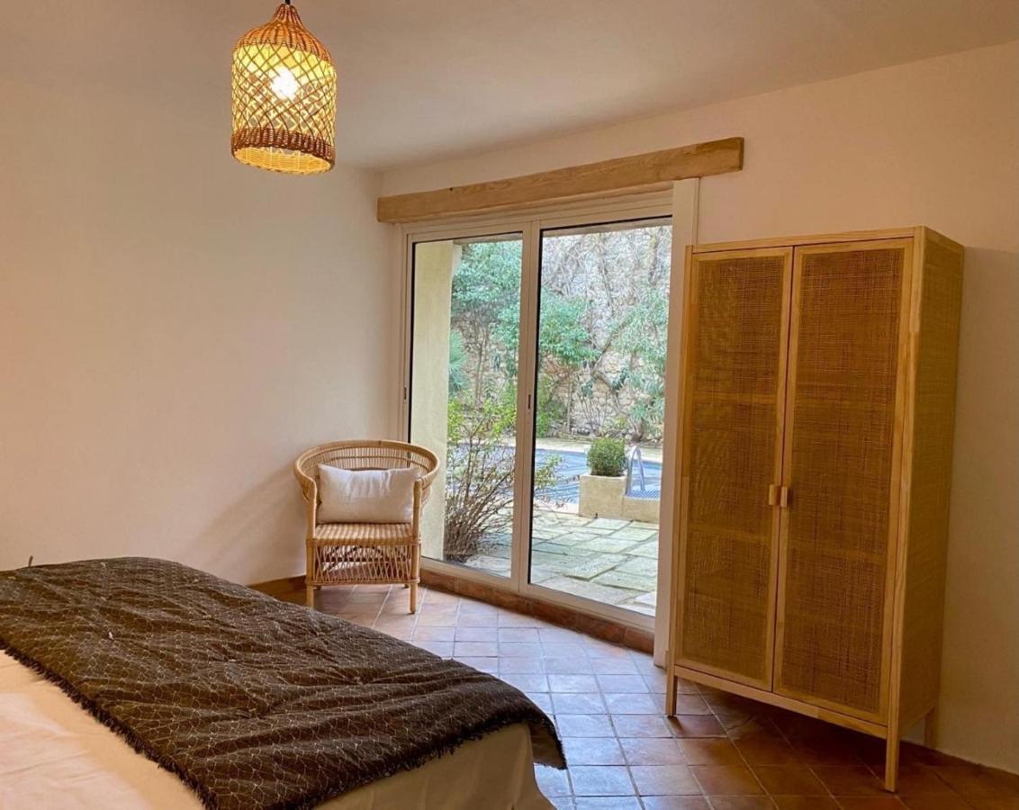 La Maison Des Autres, Piscine Chauffee, Chambres D'Hotes Proches Uzes, Nimes, Pont Du Gard Saint-Genies-de-Malgoires Экстерьер фото