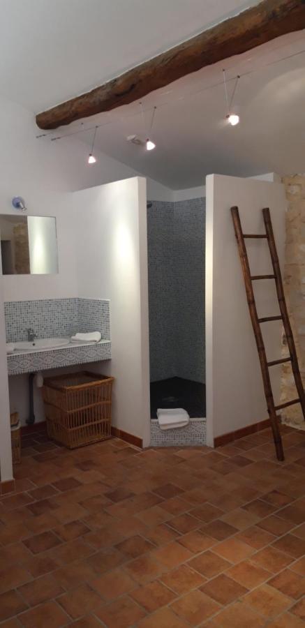 La Maison Des Autres, Piscine Chauffee, Chambres D'Hotes Proches Uzes, Nimes, Pont Du Gard Saint-Genies-de-Malgoires Экстерьер фото